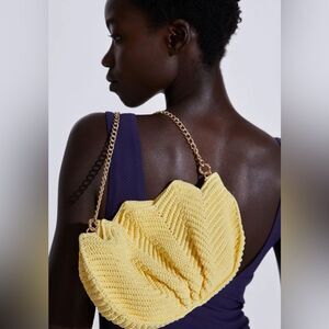 & Other Stories Crochet Chain Bag Yellow